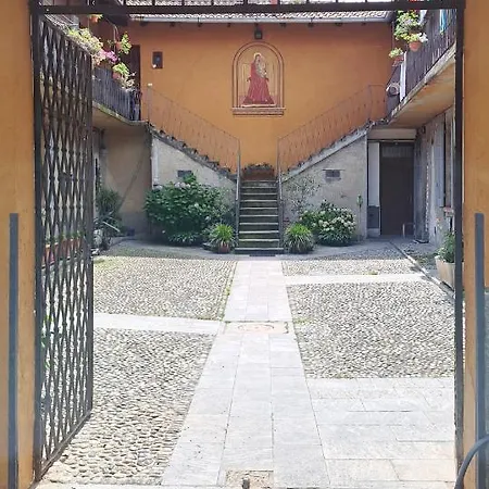 Gabbinoholidayhome In Suggestiva Corte Apartament